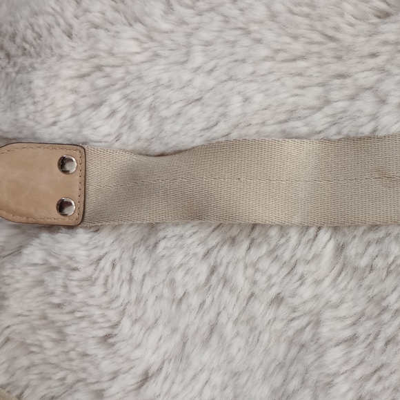 Coach Cross Body bag/purse - Picture 6 of 7